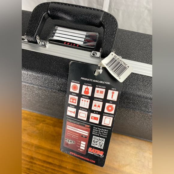 *NWT* Gator Electric Guitar Case - Picture 4 of 4